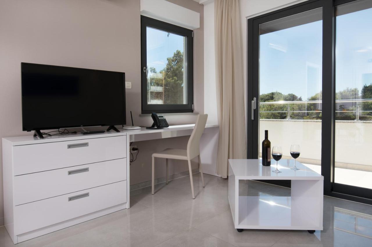 Aparthotel Punta Blu - Pool & Spa Premantura Εξωτερικό φωτογραφία